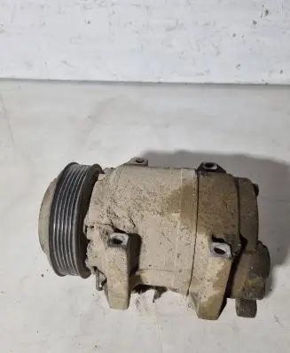 Volvo XC90 Air conditioning (A/C) compressor (pump)