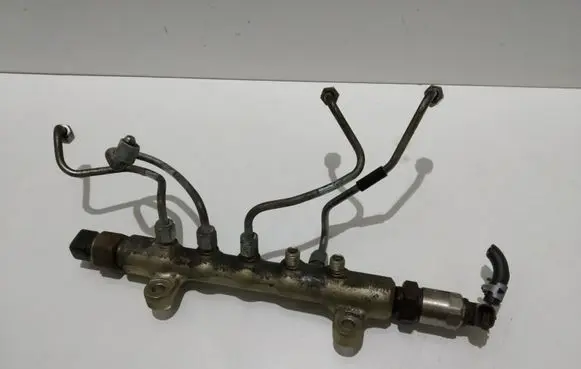 Lexus IS 220D-250-350 Fuel main line pipe