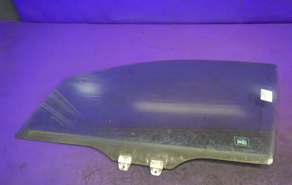 Honda Stream Front door window glass four-door