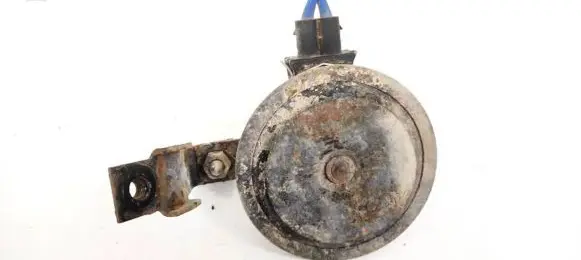 Volkswagen Golf III Horn signal