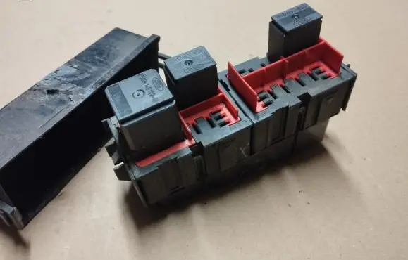 Ford Taurus Fuse box set
