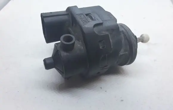 Opel Vectra C Headlight level adjustment motor 007878
