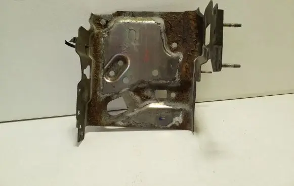 Nissan X-Trail T32 Battery tray 