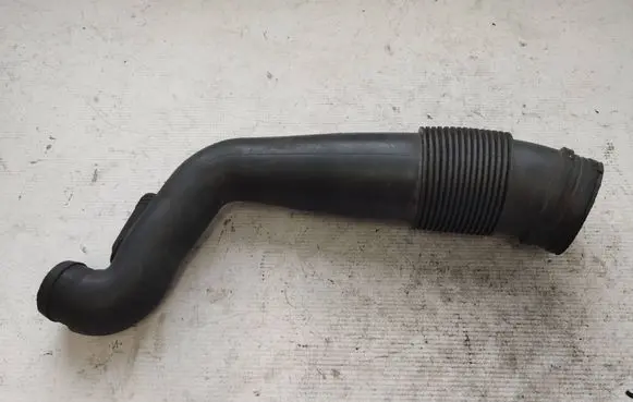 Volkswagen Transporter - Caravelle T4 Air intake hose/pipe 028129627L 028129627