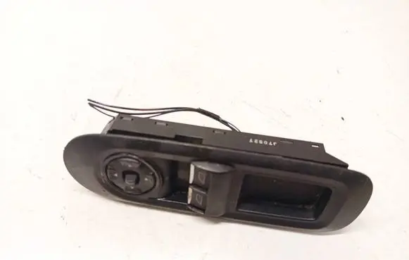 Ford Mondeo MK IV Electric window control switch 7s7t14a132cb