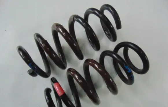 Lexus ES 300h Rear coil spring