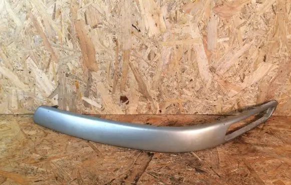 Volvo S40, V40 Front bumper corner part panel trim 30888112