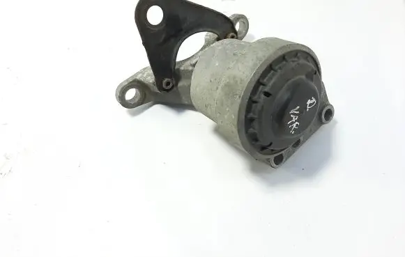 Ford Mondeo MK IV Engine mount bracket 9G916F012AA