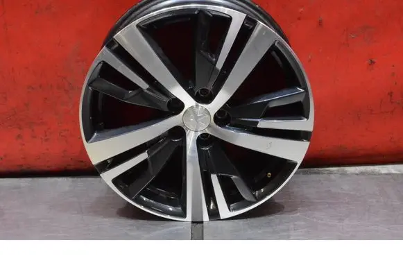 Peugeot 5008 R18 alloy rim 9809687377