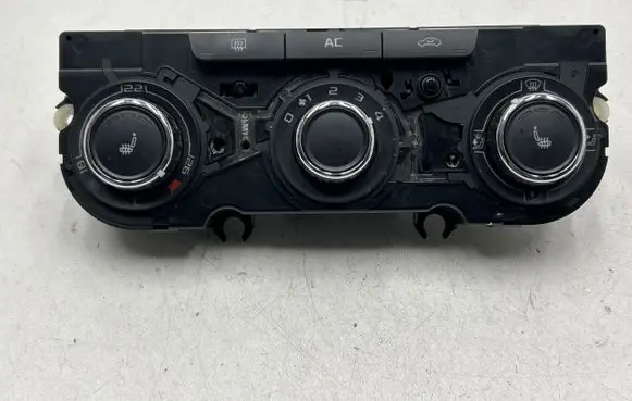 Skoda Superb B6 (3T) Climate control unit 3T0820047K 5HB00975221