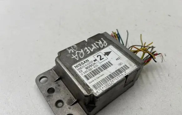 Nissan Primera Airbag control unit/module 98820AV200 0285001420