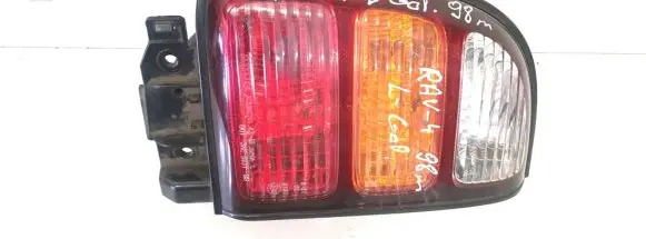 Toyota RAV 4 (XA10) Rear/tail lights