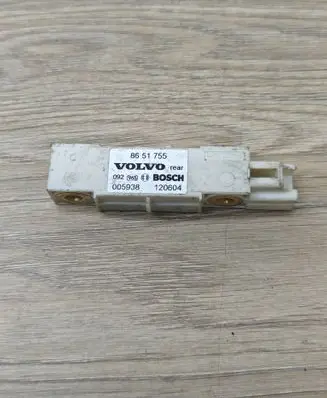 Volvo S80 Airbag deployment crash/impact sensor 8651755 120604 005938