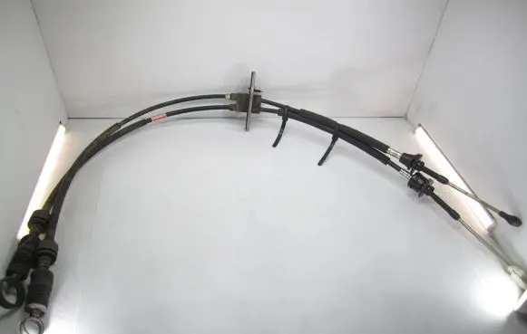 Mitsubishi Outlander Gear shift cable linkage