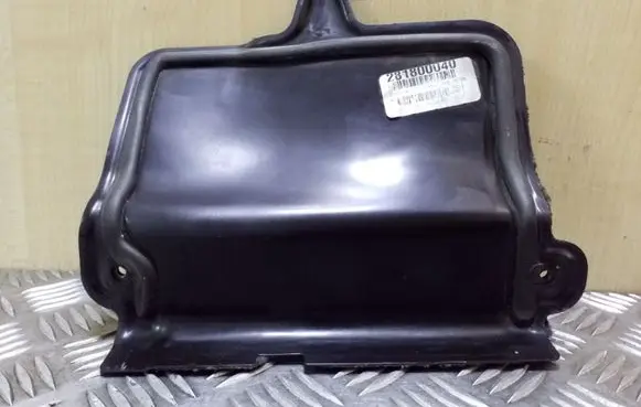 Mercedes-Benz ML W164 Other engine bay part A1646200678