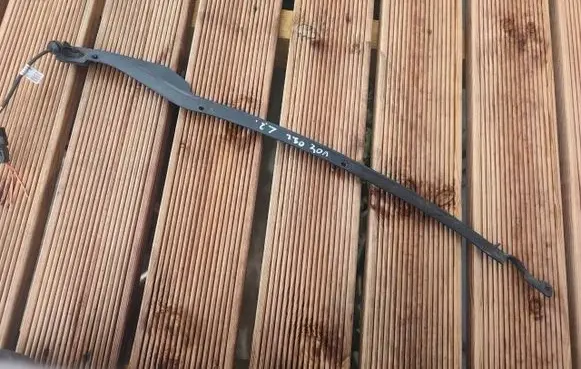 Chrysler Voyager Seal rubber (tailgate) 68078773AC 3009487