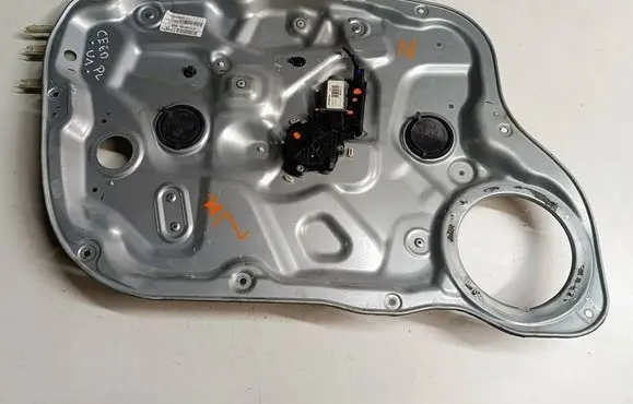 KIA Ceed Front door window regulator with motor 824701H090U1 824701H090
