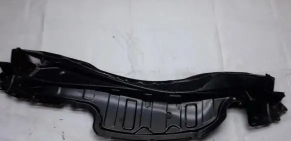 Toyota Yaris Radiator support slam panel