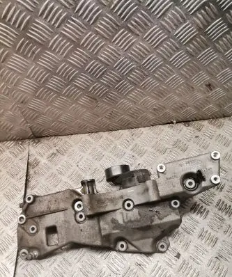 Land Rover Freelander 2 - LR2 Generator/alternator bracket 9661310080