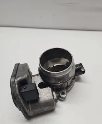 BMW 1 E82 E88 Throttle valve 7804373 B81940399