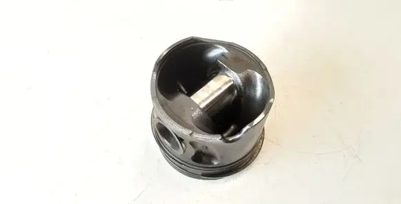 Opel Insignia A Piston 