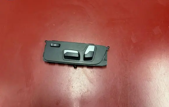 BMW X3 G01 Seat control switch 9390117