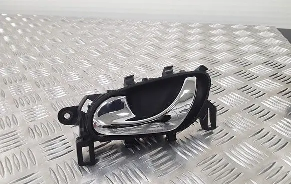 Nissan Qashqai Loading door interior handle 806714EA