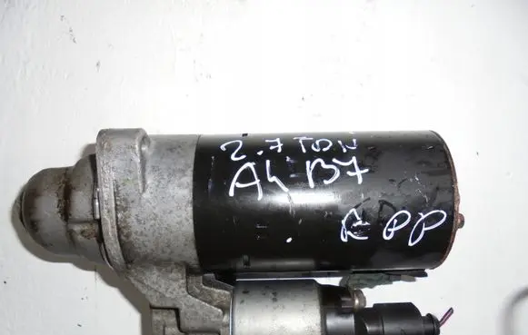 Audi A4 S4 B7 8E 8H Starter motor