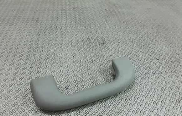 Opel Zafira B Front interior roof grab handle