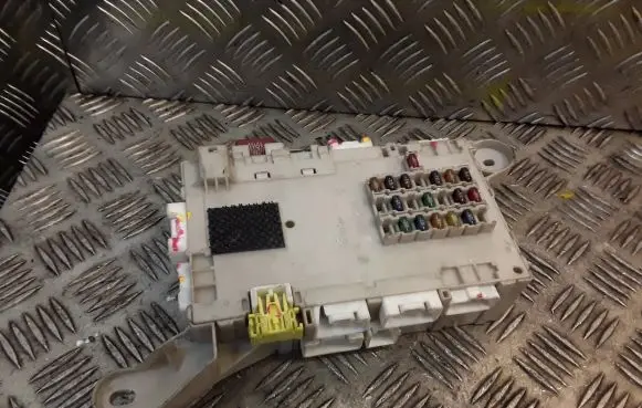 Lexus SC 300 - 400 Fuse box set