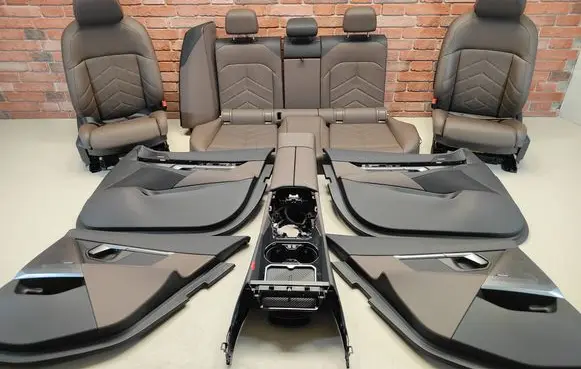 BMW i5 G60 Seat and door cards trim set 5A54595 5A54775