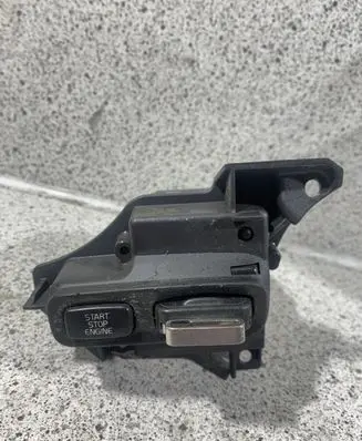 Volvo V70 Ignition lock 3043A0G9FXCVR