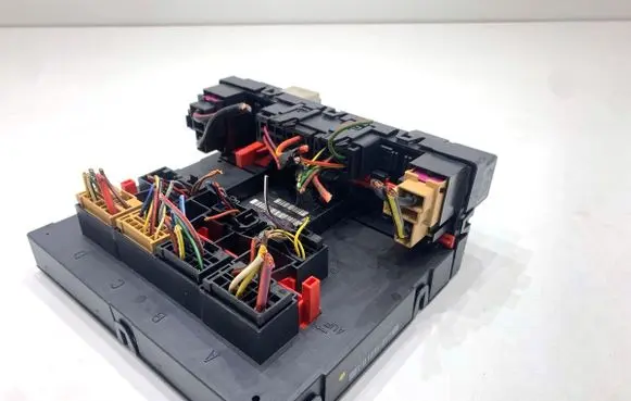 Volkswagen Touran I Other control units/modules 3C0937049D
