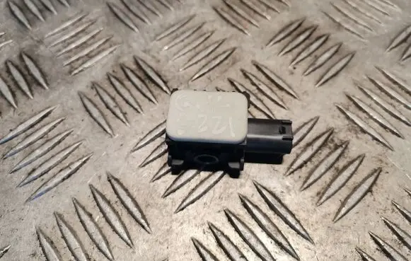 Mercedes-Benz S W221 Airbag deployment crash/impact sensor 0038202826 A0038202826