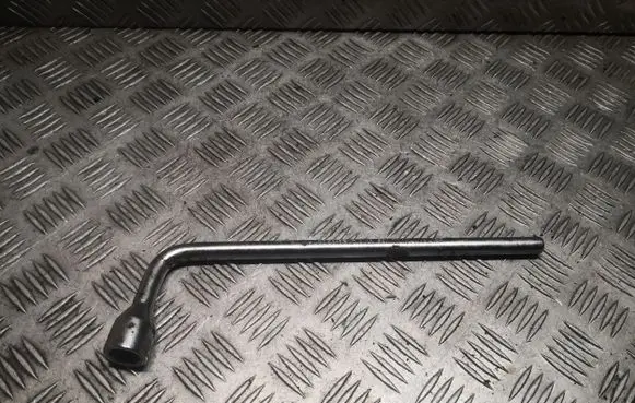 Mercedes-Benz SLK R172 Wheel nut wrench 2215810001 A2215810001