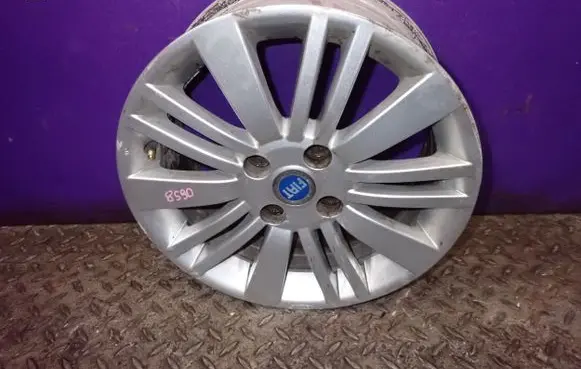 Fiat Punto (199) R15 alloy rim 51799011