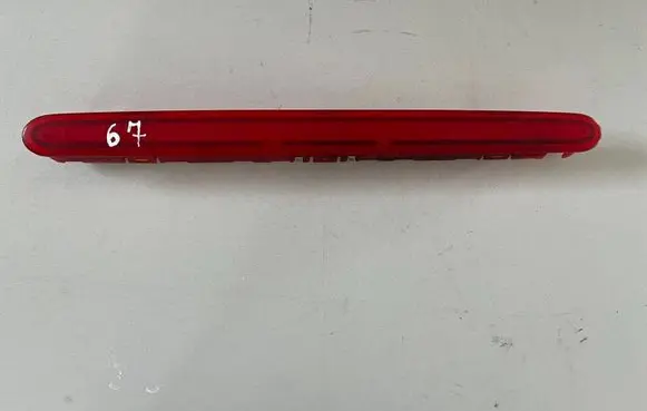 Volkswagen Touran I Third/center stoplight 1T0945097A