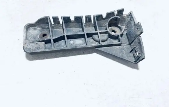 Audi A4 S4 B6 8E 8H Front bumper mounting bracket 8E0807283