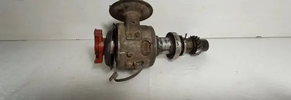 Volkswagen Golf I Spark distributor 026905205 0237020083