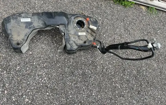 Audi A4 S4 B9 8W Fuel tank 8W0201021 8W0201021CQ