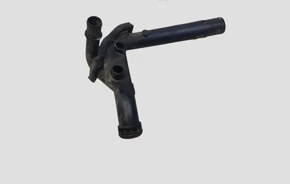 Mercedes-Benz A W176 Engine coolant pipe/hose 210473766R