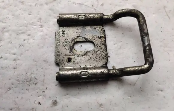 Renault Master II Rear door lock loop/hook striker 7700352452