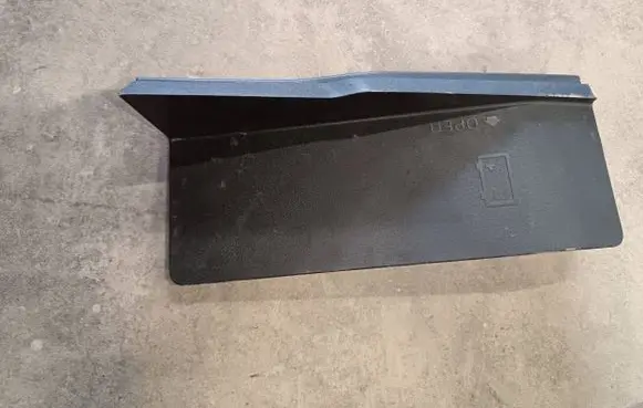 KIA EV6 Engine bonnet/hood lock trim molding 86770-CV000