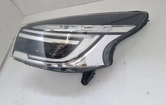 Renault Trafic III (X82) Headlight/headlamp 260608582R