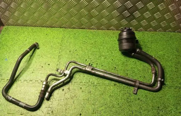 Power steering hose/pipe/line