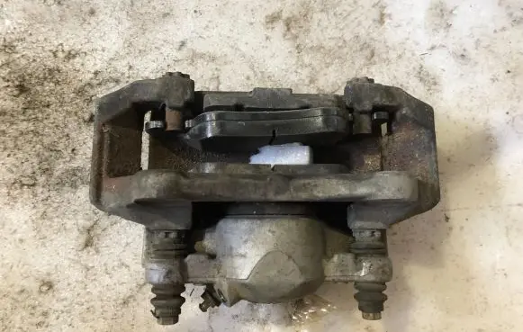 Audi A4 S4 B8 8K Rear brake caliper 8K0615116L 8K0615116