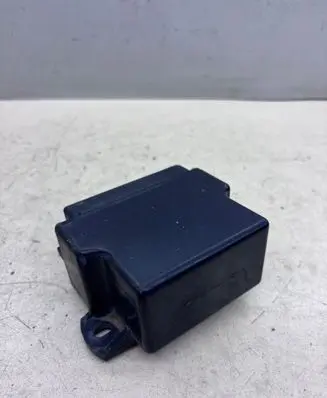 Mercedes-Benz E W124 Glow plug pre-heat relay