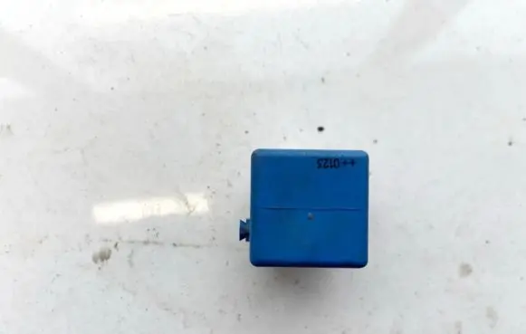Mercedes-Benz Vaneo W414 Other relay 0025422519