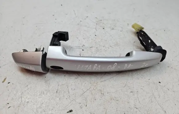 Suzuki Grand Vitara II Front door exterior handle