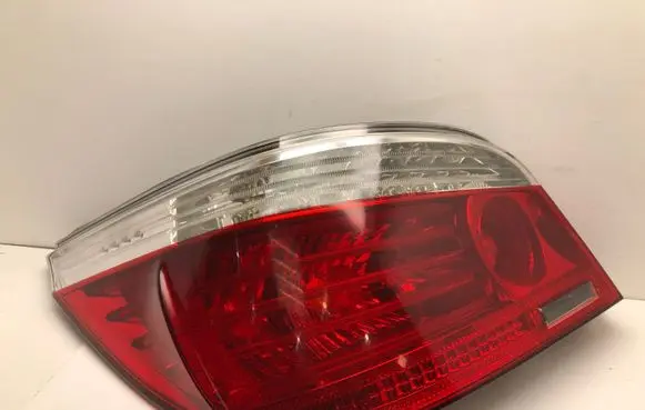 BMW 5 E60 E61 Rear/tail lights 2VP009425111 63216910767 63217177281